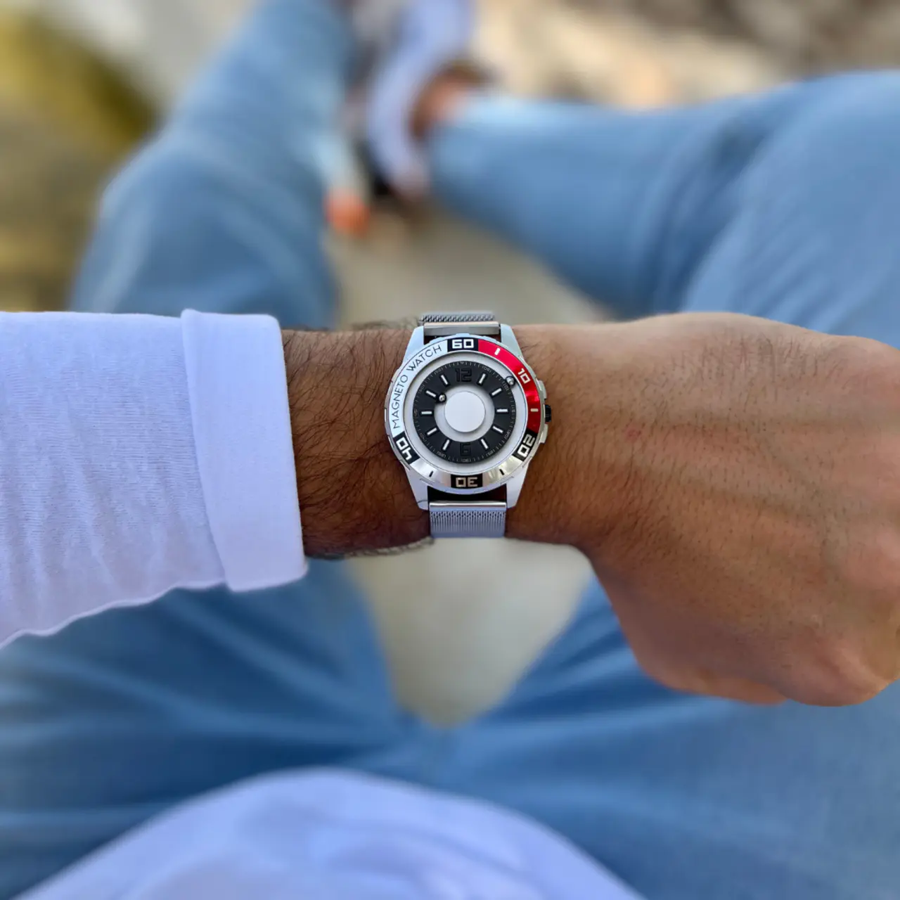 Uranus Red mesh magnetic silver